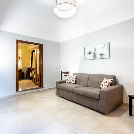 Etna Sunshine Apartments Лінґуаґлосса Екстер'єр фото