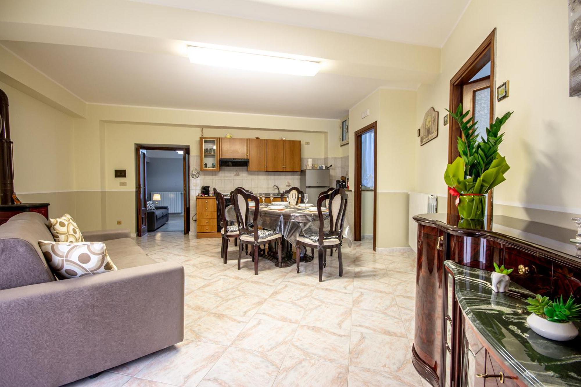 Etna Sunshine Apartments Лінґуаґлосса Екстер'єр фото