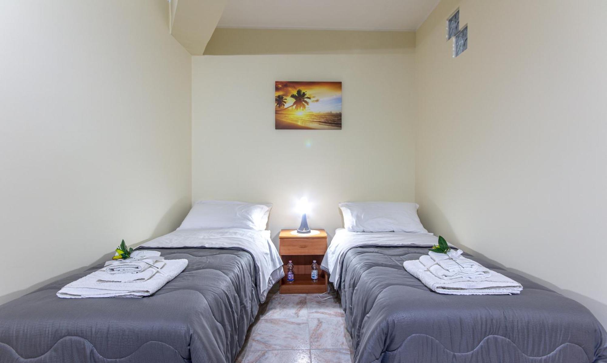 Etna Sunshine Apartments Лінґуаґлосса Екстер'єр фото
