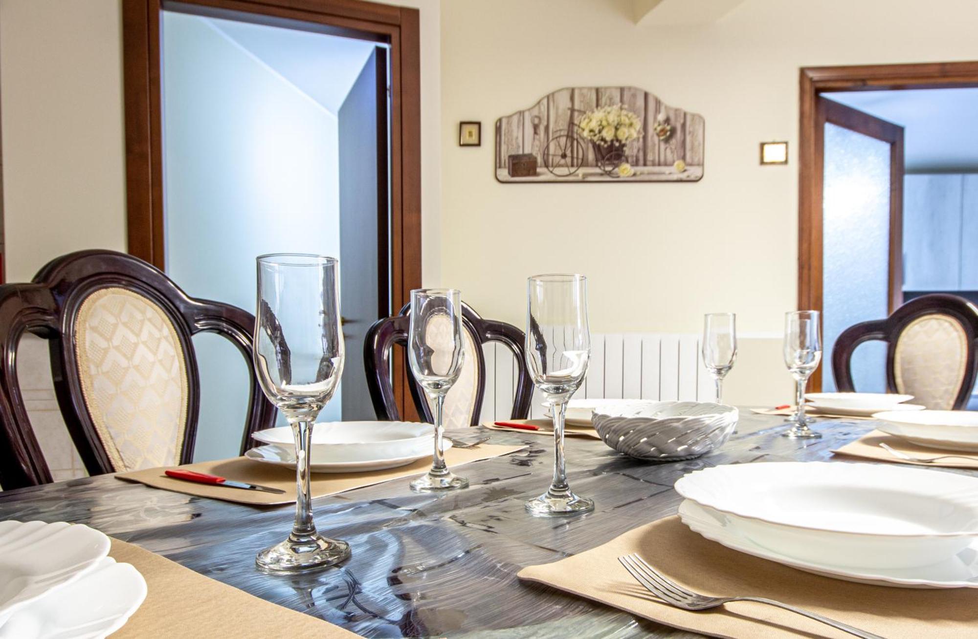 Etna Sunshine Apartments Лінґуаґлосса Екстер'єр фото